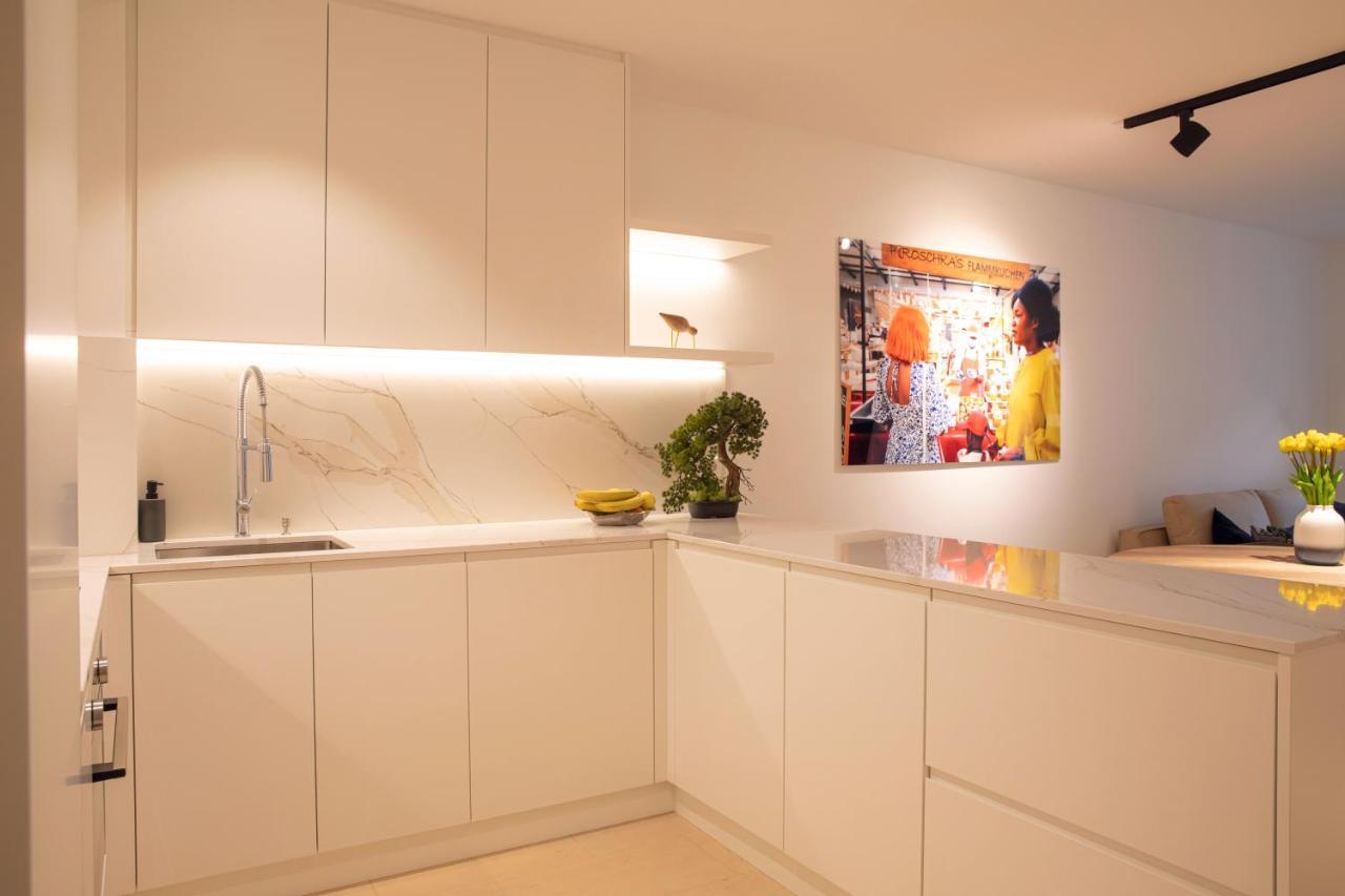 Hamilius Center By Rentaroo Apartment