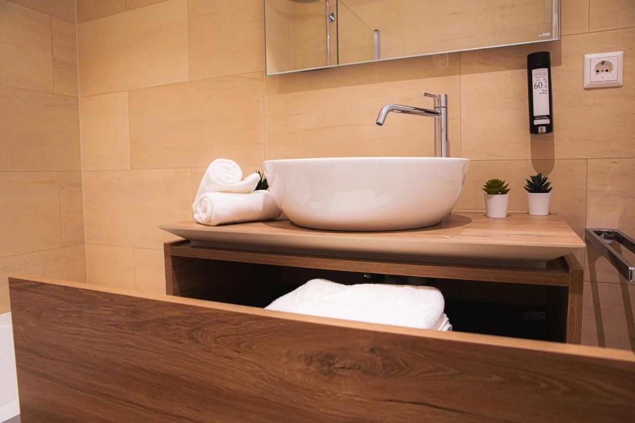 Hamilius Center By Rentaroo Apartment Luxemburg