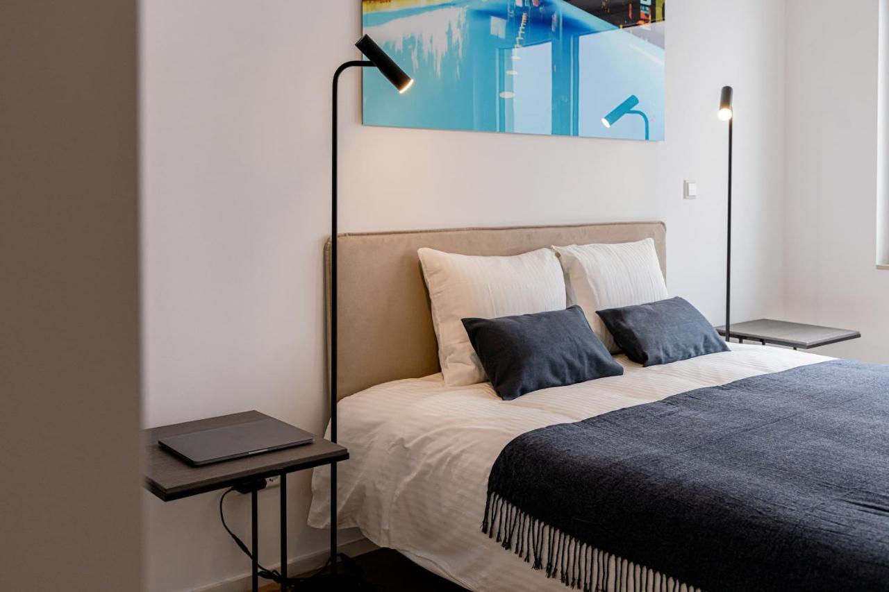 Hamilius Center By Rentaroo Apartment
