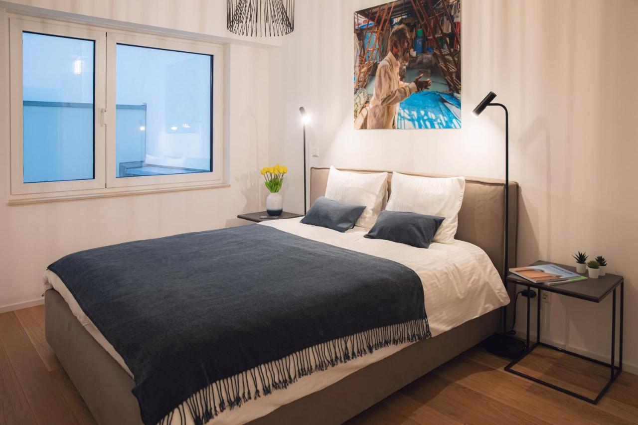 Hamilius Center By Rentaroo Apartment *