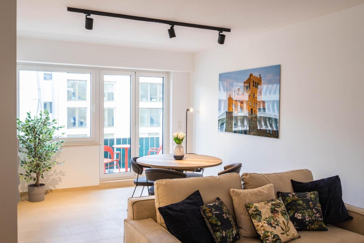 Hamilius Center By Rentaroo Apartment
